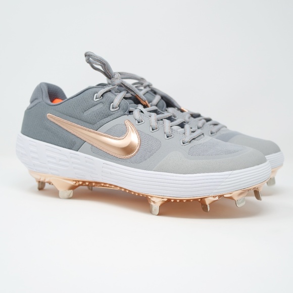 nike alpha baseball cleats